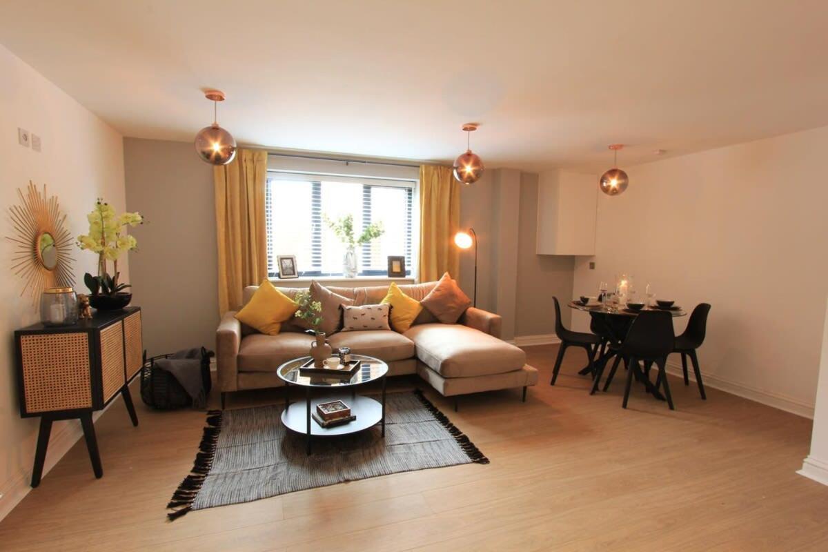 Cabot Mews 3